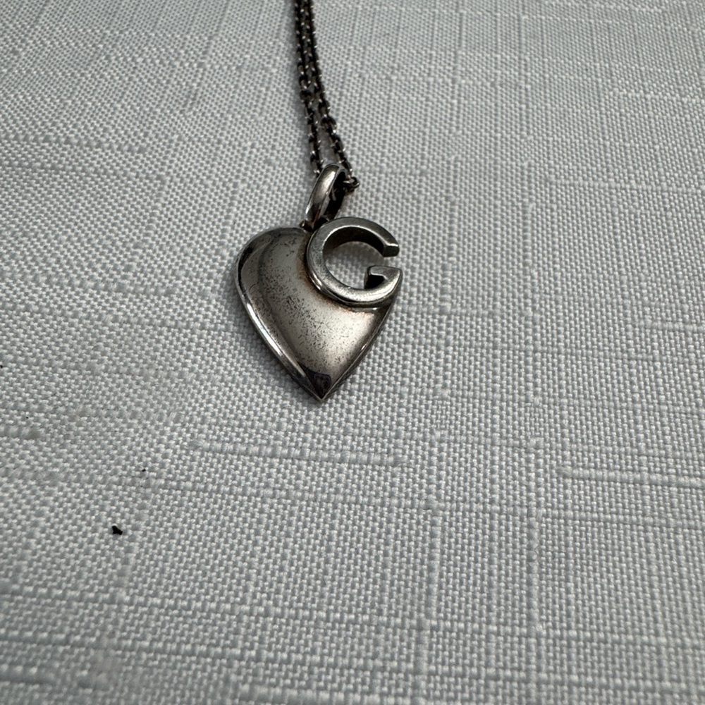 Gucci Silver Heart Necklace with G Logo - Picture 7 of 14